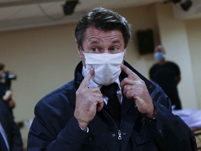 Nice - le port du masque obligatoire dans tout l’espace public (détail) Nice : le port du masque obligatoire dans tout l’espace public (détail)