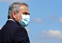 Xavier Bertrand « choqué » d’être exclu de la visite d’Emmanuel Macron chez Valeo (détail) Xavier Bertrand "choqué" d'être exclu de la visite d'Emmanuel Macron chez Valeo (détail)