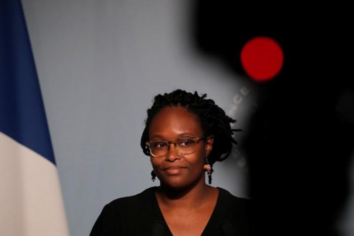 Adama Traoré : Sibeth Ndiaye refuse la comparaison avec George Floyd (détail)