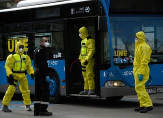 Coronavirus Inde : le bilan des décès dépasse 10.000 (détail) Coronavirus Inde : le bilan des décès dépasse 10.000 (détail)