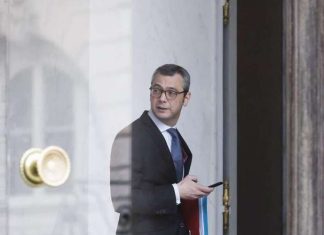 Emmanuel Macron : L’affaire Kohler a été classée après une lettre du président Emmanuel Macron : L’affaire Kohler a été classée après une lettre du président