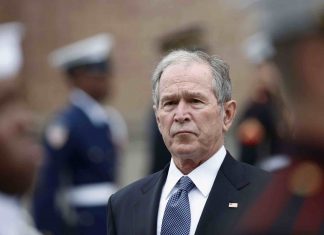 George W. Bush appelle les États-Unis à l’examen de leurs « échecs tragiques » (détail) George W. Bush appelle les États-Unis à l'examen de leurs "échecs tragiques" (détail)