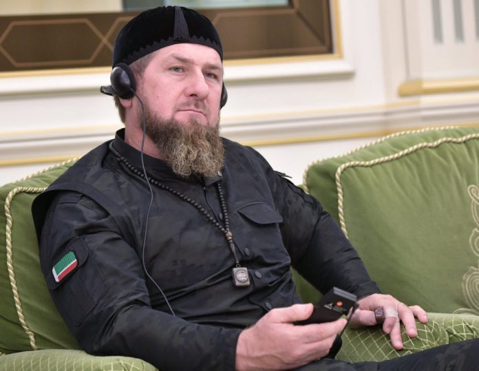 Kadyrov apporte son soutien aux Tchétchènes de Dijon (détail)