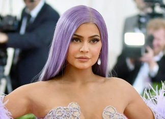 Kylie Jenner accusée d’être une fausse milliardaire par Forbes Kylie Jenner accusée d'être une fausse milliardaire par Forbes