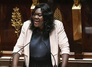 Laetitia Avia, accusée d’utiliser des ressources parlementaires (détail) Laetitia Avia, accusée d'utiliser des ressources parlementaires (détail)