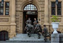 Metz : mort d’un militaire de 20 ans touché par un tir accidentel (détail) Metz : mort d'un militaire de 20 ans touché par un tir accidentel (détail)