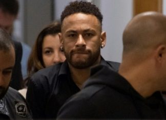 Neymar visé par une plainte pour homophobie au Brésil (détail) Neymar visé par une plainte pour homophobie au Brésil (détail)