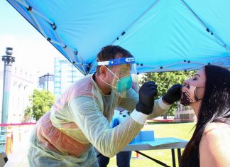 Coronavirus France en direct : 418 décès et 52.518 cas rapportés positifs en 24h Coronavirus France en direct : 418 décès et 52.518 cas rapportés positifs en 24h