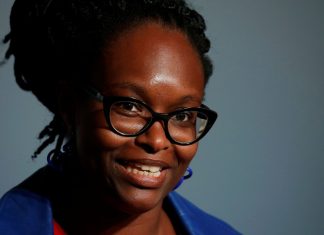 Sibeth Ndiaye face à une nouvelle polémique après ses propos sur l’infirmière (détail) Sibeth Ndiaye face à une nouvelle polémique après ses propos sur l'infirmière (détail)