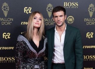 Caroline Receveur et Hugo Philip se sont mariés à Paris Caroline Receveur et Hugo Philip se sont mariés à Paris