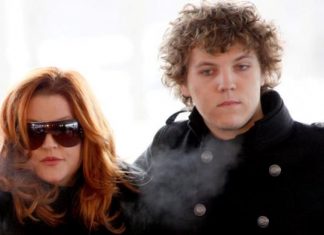 Le petit-fils d’Elvis Presley meurt à 27 ans (détail) Le petit-fils d'Elvis Presley meurt à 27 ans (détail)