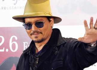 Le procès de Johnny Depp contre le « Sun » s’ouvre (détail) Le procès de Johnny Depp contre le "Sun" s'ouvre (détail)