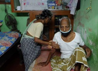 L’Inde devient le troisième pays le plus touché du monde (détail) L’Inde devient le troisième pays le plus touché du monde (détail)