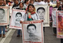 Mexique : les restes de l’un des 43 étudiants disparus en 2014 ont été identifiés (détail) Mexique : les restes de l'un des 43 étudiants disparus en 2014 ont été identifiés (détail)