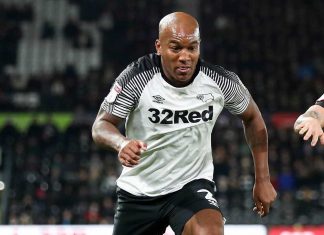 Un joueur de Derby County poignardé à Liverpool (détail) Un joueur de Derby County poignardé à Liverpool (détail)