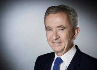 Bernard Arnault n’est plus le cinquième homme le plus riche du monde (détail) Bernard Arnault n'est plus le cinquième homme le plus riche du monde (détail)