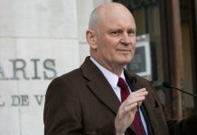 Christophe Girard : Le parquet de Paris ouvre une enquête préliminaire pour viol Christophe Girard : Le parquet de Paris ouvre une enquête préliminaire pour viol