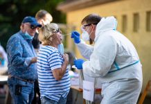 COVID-19 : la progression chez les jeunes inquiète l’OMS COVID-19 : la progression chez les jeunes inquiète l'OMS