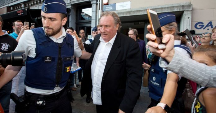 Depardieu entendu par la police pour viols (détail)