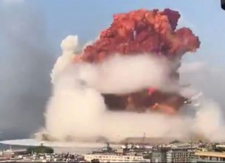 Explosion à beyrouth : Macron annonce l’envoi « des secours et moyens français » Explosion à beyrouth : Macron annonce l'envoi « des secours et moyens français »