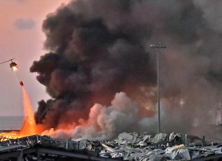 Explosions de Beyrouth EN DIRECT : Un bilan humain et matériel très lourd Explosions à Beyrouth EN DIRECT : Un bilan humain et matériel très lourd
