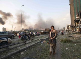 Explosions de Beyrouth EN DIRECT : plus de 100 morts et 300 000 personnes à la rue Explosions de Beyrouth EN DIRECT : plus de 100 morts et 300 000 personnes à la rue