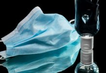 La France produira 100 millions de masques par semaine en décembre (détail) Les exceptions au masque obligatoire en entreprise dévoilées (détail)