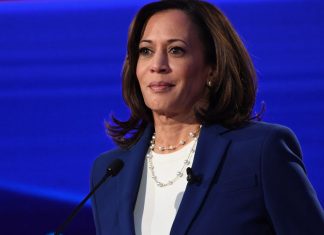 Trump critique la désignation de Kamala Harris (détail) Trump critique la désignation de Kamala Harris (détail)