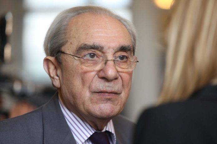 Bernard Debré, ancien ministre et député, est mort à 75 ans