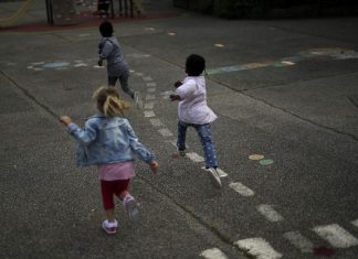 Coronavirus France en direct : Fermeture des écoles et classes Coronavirus France en direct : Fermeture des écoles et classes