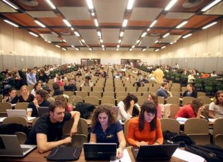 Coronavirus France : les clusters dans les universités se multiplient Coronavirus France : les clusters dans les universités se multiplient