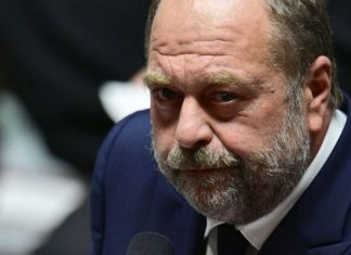 Éric Dupond-Moretti veut « une justice filmée et diffusée » (détail) Éric Dupond-Moretti veut "une justice filmée et diffusée" (détail)