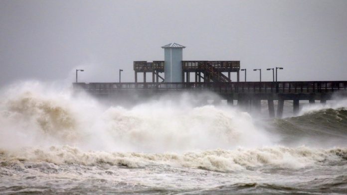 États-Unis : l'ouragan Sally devrait frapper le sud-est du pays (détail)