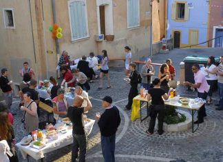Fête des voisins : « Ce sera la fête des masqués » Fête des voisins : "Ce sera la fête des masqués"