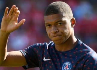 Kylian Mbappé testé positif au Coronavirus (détail) Kylian Mbappé testé positif au Coronavirus (détail)