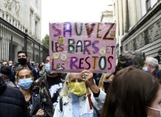 Les restaurateurs manifestent à Marseille (Vidéo) Les restaurateurs manifestent à Marseille (Vidéo)