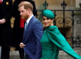 Meghan et Harry : leur contrat à 150 millions de dollars avec Netflix « n’est pas mérité » (détail) Meghan et Harry : leur contrat à 150 millions de dollars avec Netflix "n'est pas mérité" (détail)
