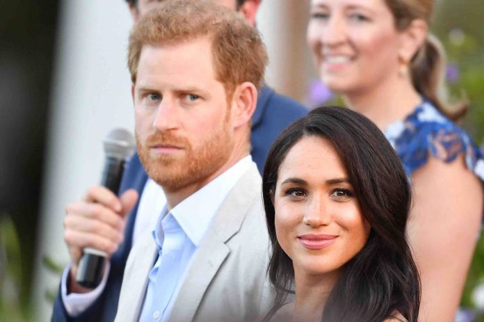 Meghan et Harry ont signé un juteux contrat avec Netflix (détail) Meghan et Harry ont signé un juteux contrat avec Netflix (détail)