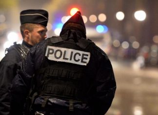 Un cousin d’Adama Traoré meurt noyé lors d’une course-poursuite avec la police (détail) Un cousin d’Adama Traoré meurt noyé lors d’une course-poursuite avec la police (détail)