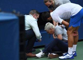 US Open : Djokovic disqualifié pour avoir touché une juge de ligne avec sa balle (Vidéo) US Open : Djokovic disqualifié pour avoir touché une juge de ligne avec sa balle (Vidéo)