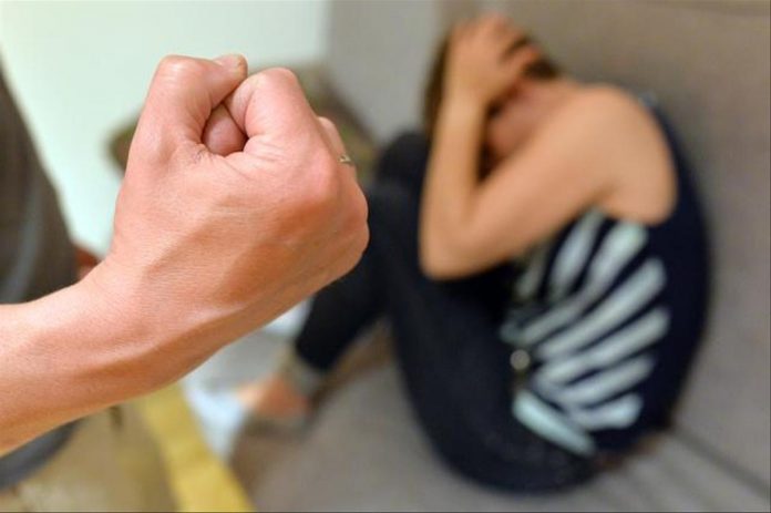 Violences conjugales : Le bracelet anti-rapprochement lancé vendredi (détail)