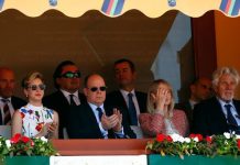 Albert de Monaco rattrapé par sa fille illégitime ? (détail) Albert de Monaco rattrapé par sa fille illégitime ? (détail)