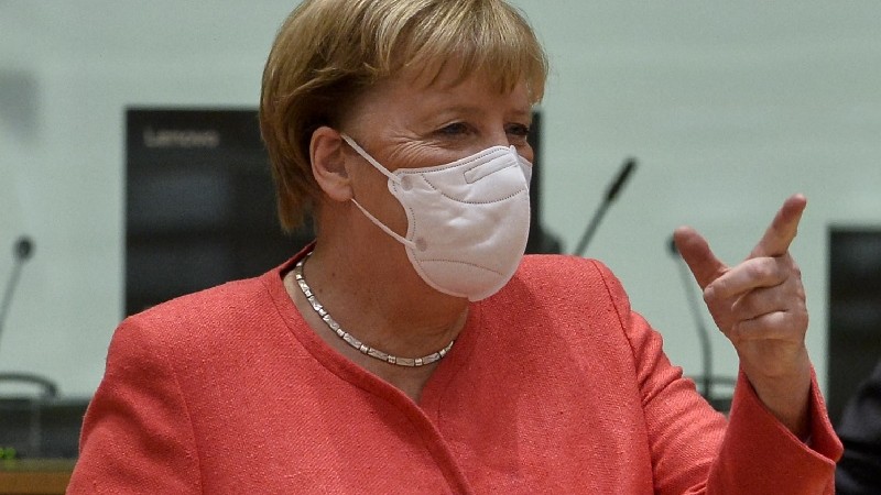 Angela Merkel compare les restrictions liées au Covid-19 à sa vie en RDA (détail)