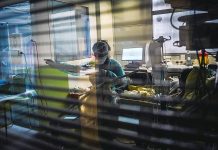 Coronavirus France en direct : plus de 58.000 nouveaux cas, un record Covid-19: la France et l'Allemagne vont durcir leurs dispositifs (détail)