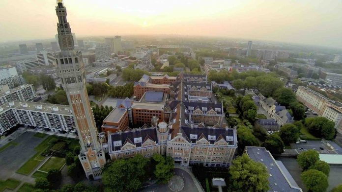 Coronavirus France - Grenoble, Lille, Lyon et Saint-Etienne en alerte maximale Coronavirus France : Grenoble, Lille, Lyon et Saint-Etienne en alerte maximale