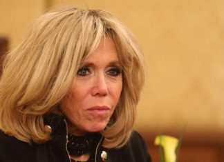 Covid-19 : Brigitte Macron déclarée cas contact et placée à l’isolement 7 jours (détail) Covid-19 : Brigitte Macron déclarée cas contact et placée à l'isolement 7 jours (détail)