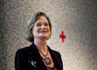 Delphine Boël devient Delphine de Saxe-Cobourg (détail) Delphine Boël devient Delphine de Saxe-Cobourg (détail)