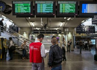 Direct Lyon : Alerte à la bombe à la Part-Dieu, mouvement de foule, la gare évacuée Direct Lyon : Alerte à la bombe à la Part-Dieu, mouvement de foule, la gare évacuée