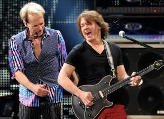 Eddie van Halen, Mort du rockeur après un « long combat contre le cancer » Eddie van Halen, Mort du rockeur après un « long combat contre le cancer »