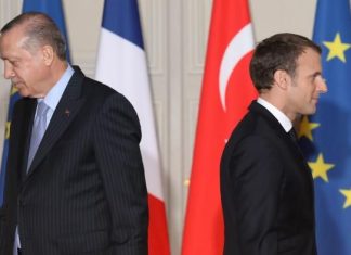 Erdogan met en doute « la santé mentale » de Macron (détail) Erdogan met en doute « la santé mentale » de Macron (détail)